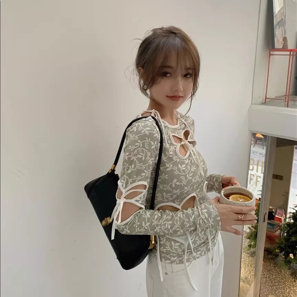 Vintage Floral Cut Out Long Sleeve Shirt - Picture 7 of 14